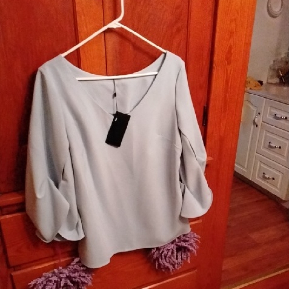 Alberto Makali Elegant Women's Blue Top